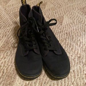 Women’s canvas dr martins